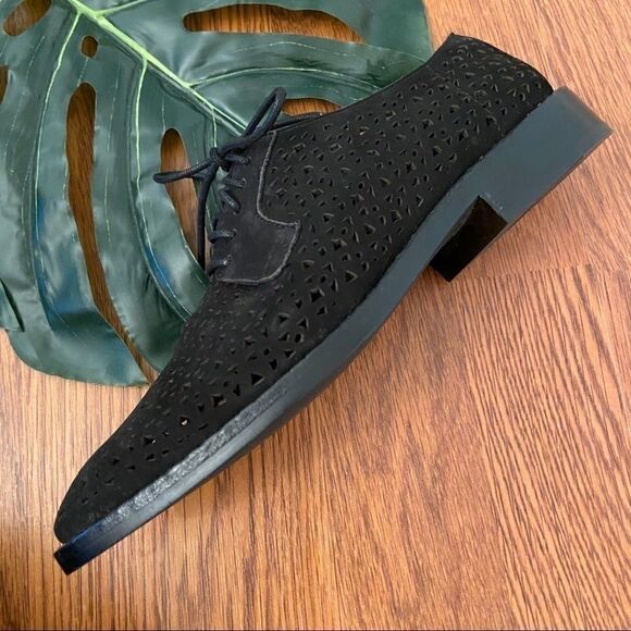 NEW Vince Camuto Lesta Perforated Derby Oxfords - Picture 5 of 8